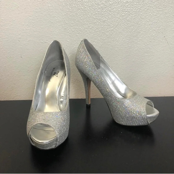 2/$10 Worthington heels - Picture 1 of 7